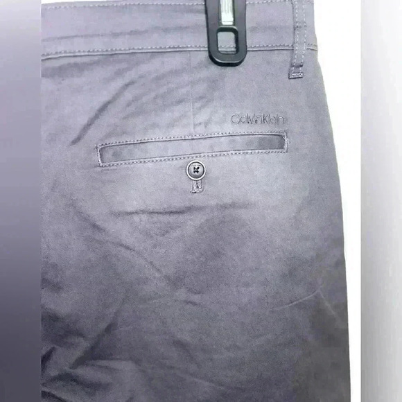 Mens Calvin Klein  Straight Fit Stretch Comfort Chino Gray Size 34x30 Casual - Picture 5 of 8